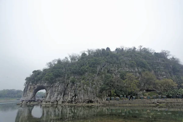 Guilin, Guangxi, China, 26 Mart 2014, fil gövde Hill, SK