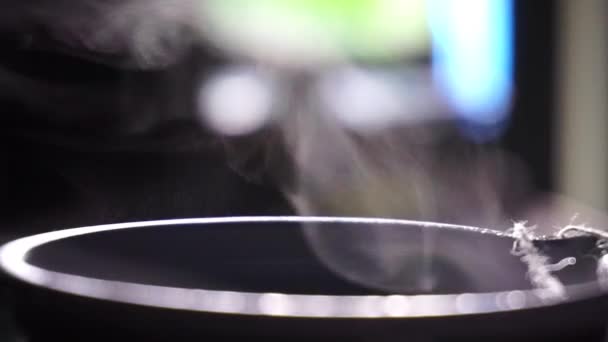 Steam over a cup of tea in the office — Stock Video