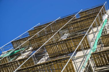 Metal kiriş geniş iskele platformları için sahne yapısı destek sağlayan