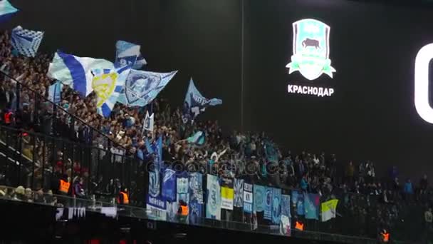 Krasnodar, Rusko - 27. listopadu 2016: Fanoušci na stadionu na fotbalové utkání mezi Fc Krasnodar - Zenit na 27 listopadu 2016 — Stock video