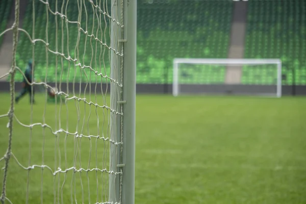 Golo de futebol e futebol através da rede. Copa do Mundo . — Fotografia de Stock