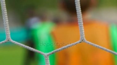 NET, bulanık görünümü ile görülen soccer oyunu