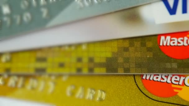 Krasnodar, Rosja - 30 października 2017: Ochrony kredytowej Visa i MasterCard przed atakami hakerów. — Wideo stockowe