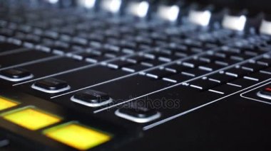 Televizyon yayın ses üretim şalter