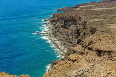 Orchilla deniz feneri yakınlarındaki volkanik manzara. El Hierro adasının güneybatı kıyısında. İspanya.