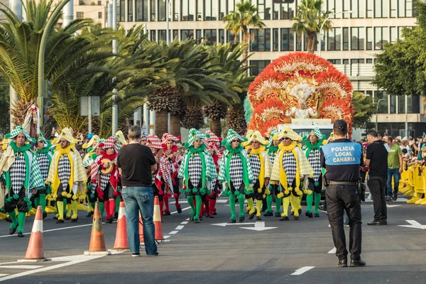 Santa Cruz Tenerife España Febrero 2020 Desfile Del Coso Largo —  Fotos de Stock