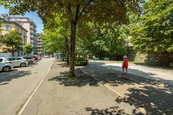 Como Italien August 2019 Einheimische Und Touristen Einer Ruhigen Gemütlichen — Stockfoto