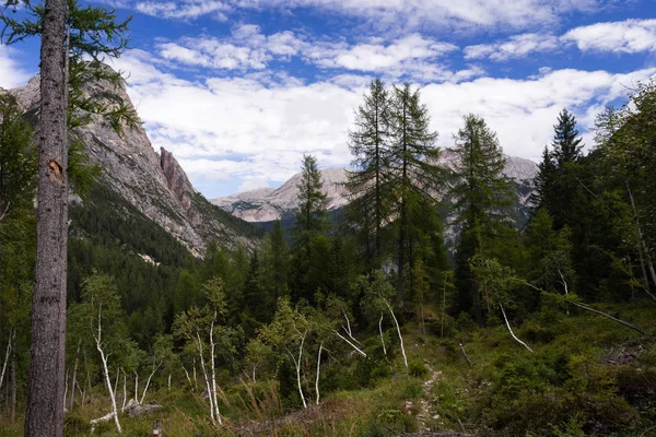 Vista panorámica del paisaje de dolomitas italianas . — Foto de Stock