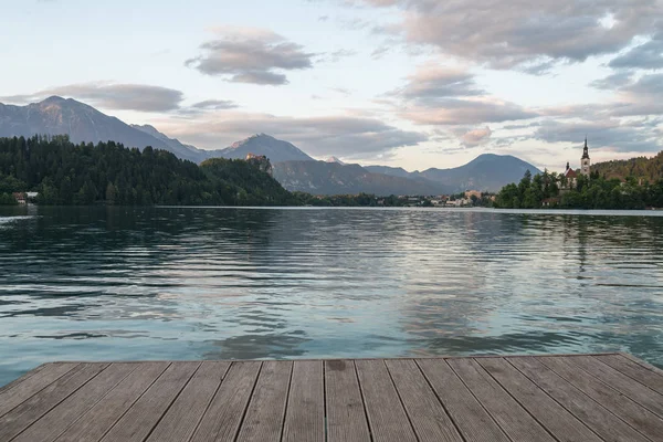 Evening View Bled Lake Church Assumption Situated Island Middle Bled — Stock Photo, Image