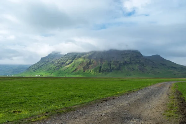 Dramatickou krajinu jižního Islandu. — Stock fotografie