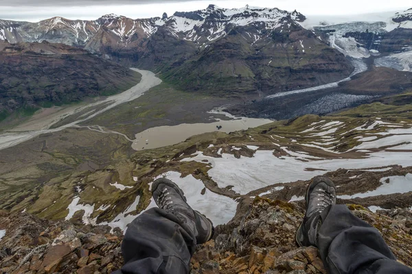 Resting on the top of mountain over glacier. — Stock Photo, Image