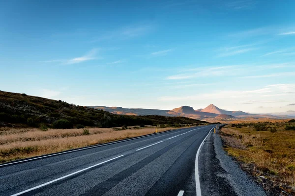 Carretera remota en Islandia . — Foto de Stock