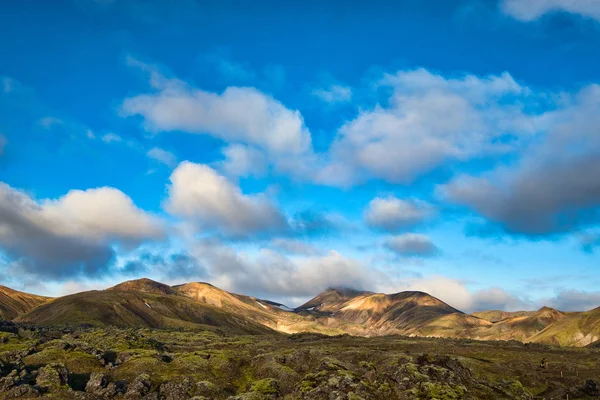 Красочный Закат Над Национальным Парком Ландманналогар Популярный Геотермальный Район Исландии — стоковое фото