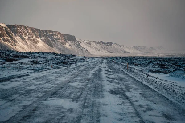 Strada Invernale Nella Bufera Neve Sta Soffiando Neve Dall Altra — Foto Stock