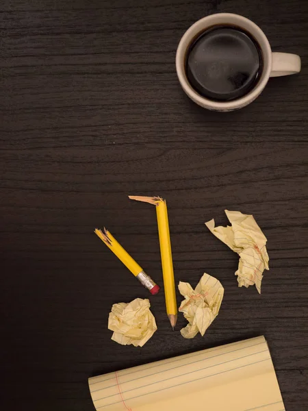 Íróasztal, kupa, ceruza, papír, másol hely — Stock Fotó