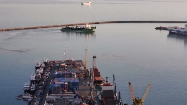 Konteynır limanı Salerno italy, endüstriyel ulaşım 4k — Stok video