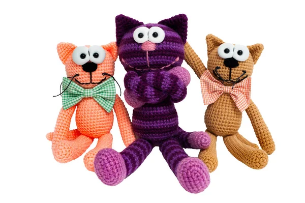 Knitted toys - striped embraced cats — Stock Photo, Image