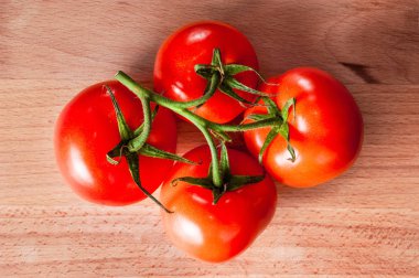 Şube Yönetim Kurulu, üstten görünüm kesme domates