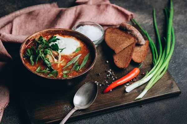 Soupe Russe Traditionnelle Ukrainienne Bortsch Avec Des Ingrédients Des Épices — Photo