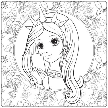 Özgürlük heykeli tacı olan genç güzel kız olun selfie veya phot