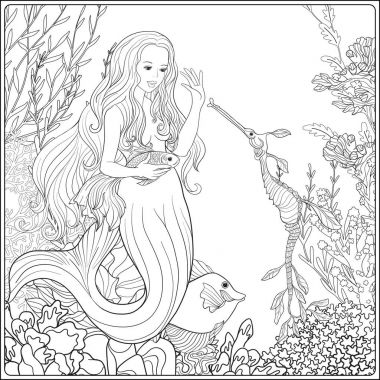 El denizkızı altın balık ile sualtı dünyasında çekilmiş. Keten col