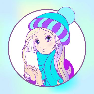 Genç güzel kız ile uzun kış şapka duymak ve eşarp kendini yaratır