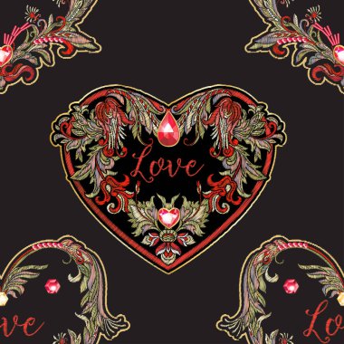 Nakışlı aşk kalp şeklinde bir yama.
