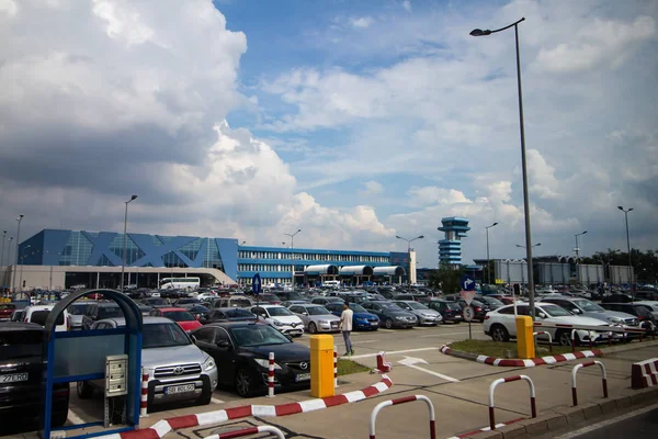 Международный аэропорт Анри-Коанда, Отопени, Румыния — стоковое фото
