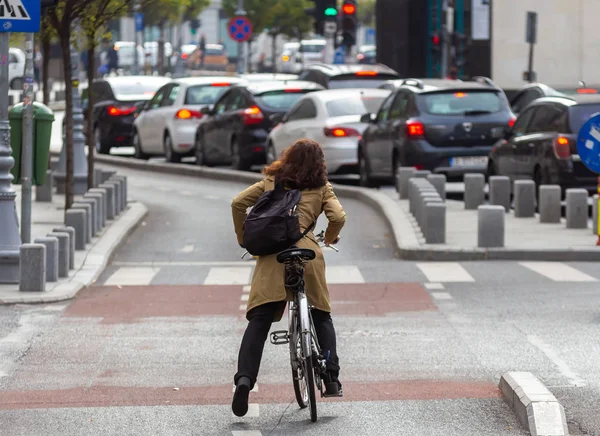 Piste cyclable - Victory Avenue - Bucarest, Roumanie — Photo