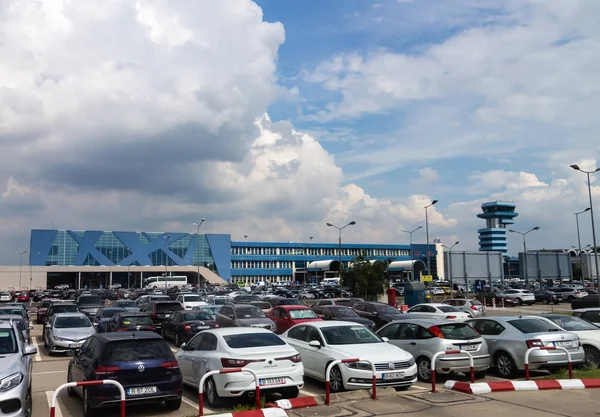 Міжнародний аеропорт Анрі Коанда (Отопіні, Румунія). — стокове фото