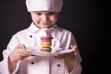  renkli bisküvi makarna