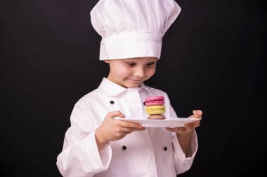  renkli bisküvi makarna