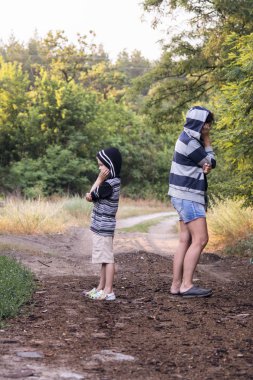 Anne ve oğul kavgası 