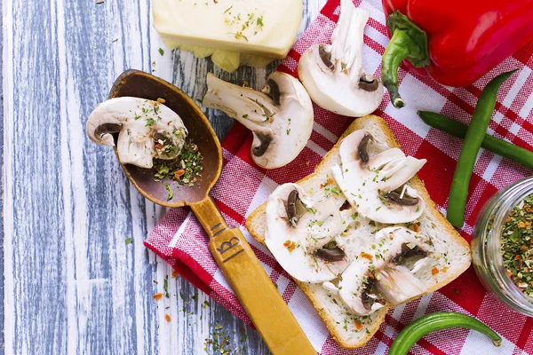 Panino Con Funghi Condimento — Foto Stock