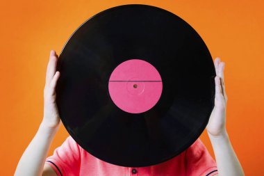 eski bir müzikal gramofon kaydı-Tamam