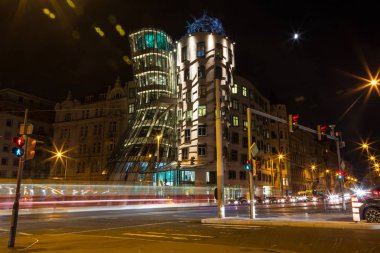 Prague, Çek Cumhuriyeti - 28 Eylül 2015: turistler yakındaki St. Vitus Katedrali Prague Castle, Prague, Çek Cumhuriyeti