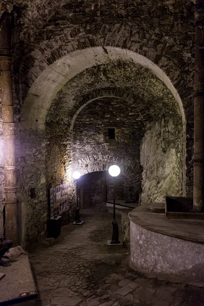 Túnel subterrâneo em Peter The Great Sea Fortress, Tallinn, Estónia — Fotografia de Stock