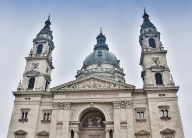 Budapeşte, binanın ön görünüm