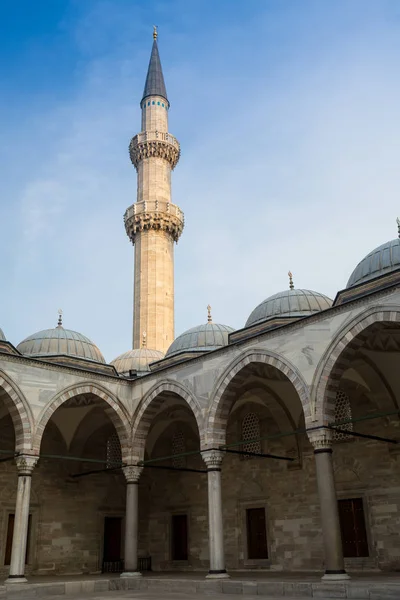 Yeni cami Moschee die neue Moschee in Istanbul, Türkei — Stockfoto