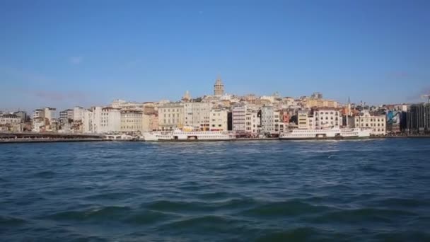 Puerto de Eminonu, Estambul, Turquía — Vídeo de stock