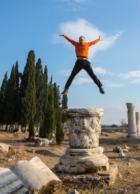 Atina, Yunanistan genç turist portresi