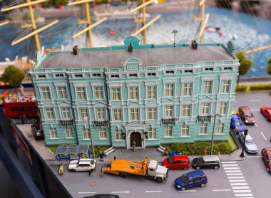 Şehir Petersburg St Grand-sahte Müzesi vadide tepeden panoramik görünümdür