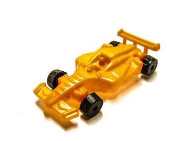 Oyuncak araba resmi.