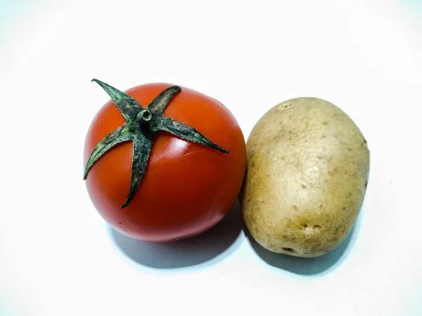 Sebuah Gambar Tomat Segar Dengan Kentang — Stok Foto