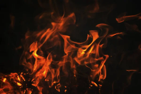 Tehlikeli ve sıcak arka plan kavramına sahip grafik tasarımı için şiddetli alev deseni.