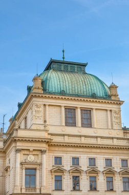 Plzen, Bohemya, Çek Cumhuriyeti 'ndeki tiyatronun tarihi binası. Neo Rönesans tarzında yeni sanat öğeleriyle inşa edilmiş bir ev. Şehir Kültür Mirası ve Turistik Eğlence
