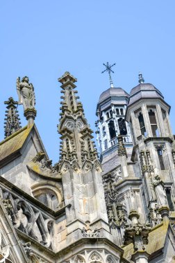 Hertogenbosch, Kuzey Brabant, Hollanda 'daki St. John Katedrali. Hollanda Gotik mimarisi, Hollanda 'nın en büyük Katolik kilisesi. Şehir merkezinin hakimi.