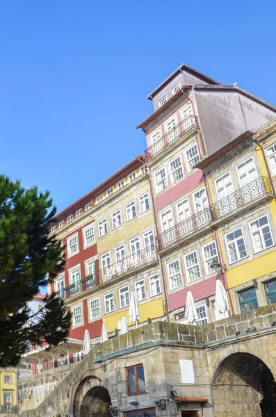 Oporto Portugal Enero 2020 Casas Tradicionales Portuguesas Con Fachadas Coloridas —  Fotos de Stock