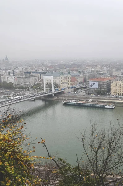 Budapest Ungarn November 2019 Ungarische Hauptstadt Mit Donau Und Elisabethbrücke — Stockfoto