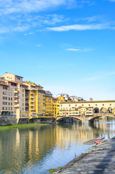 Beroemde Ponte Vecchio Brug Middeleeuwse Stenen Brug Arno Rivier Florence — Stockfoto